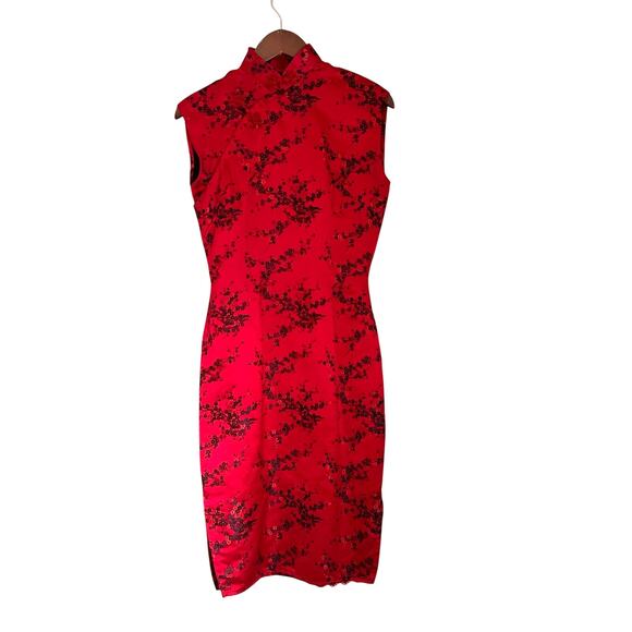 Vintage 1980s Chinese Brocade Cheongsam Dress Red/Black Satin Silk with Slip - Picture 2 of 16